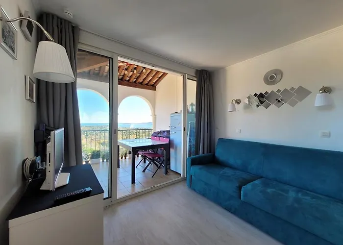 Les Restanques Vue Violettes 1167 Гримо